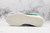 Nike Cortez “Hawkins High School” na internet