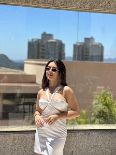 VESTIDO COM RECORTES NO BUSTO - comprar online