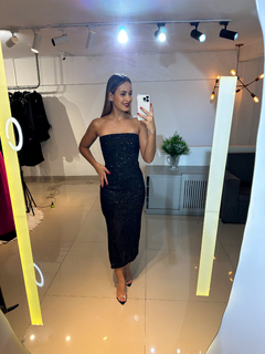 VESTIDO PAETÊ COM FENDA ATRÁS