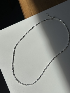 Collar Okre en internet