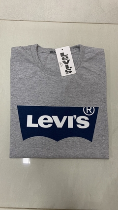 remera levis