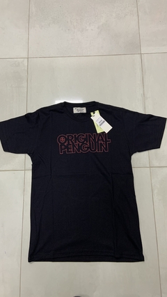 remera penguin estampada - comprar online