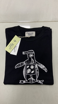 remera penguin estampada