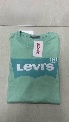 remera levis
