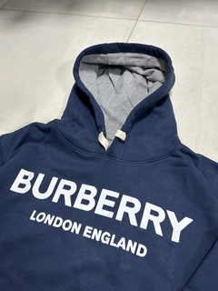 Buzo Burberry. en internet