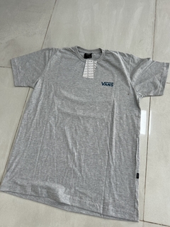 remera vans