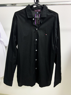 camisa tommy negra