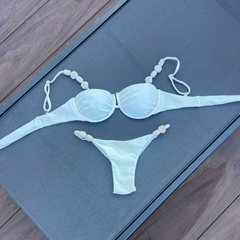 Biquini aro meia taça em pedraria Off White - comprar online