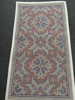 Tela pintada tapete geométrico na internet