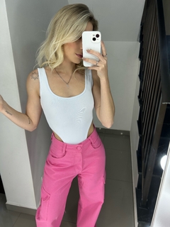 Body Peony na internet
