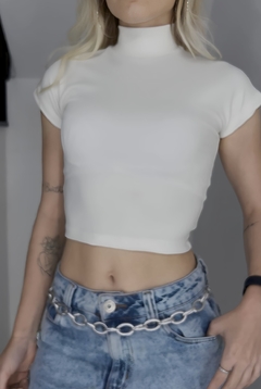 Blusa Jasmin na internet