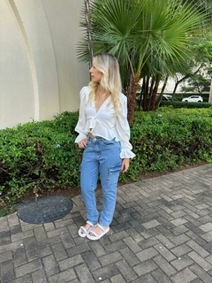 Calça Mom Jeans Ártemis na internet