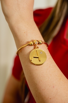 Bracelete medalha inicial