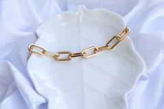 Choker elos quadrados grandes