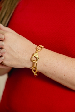 Pulseira em maxi elos com fecho orgânico