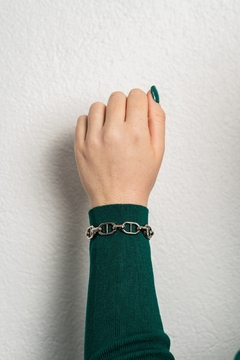 Pulseira tendência na cor ródio