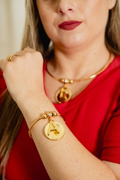 Bracelete medalha inicial - comprar online