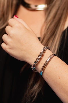 Bracelete liso grosso na cor Ródio - comprar online