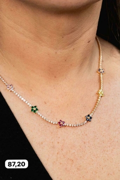 Choker rivieira flores coloridas em zircônia