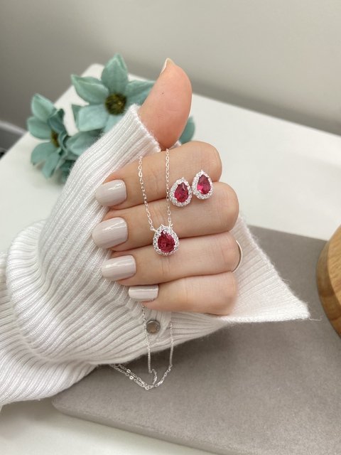CONJUNTO GOTA VERMELHO
