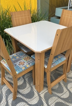 Imagem do CONJUNTO DE MESA LISBOA 90CM 4 CADEIRAS 729 ALASKA