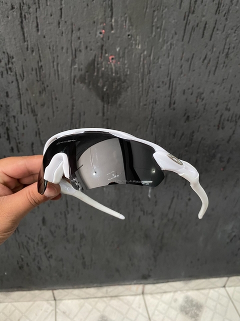 Radar Ev white lente black