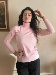 Imagen de Sweater polera rosa bebe