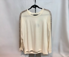 Remera blanca manga larga con detalle de lentejuelas