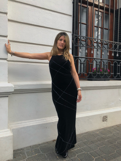 Vestido de fiesta negro con aplique de mostacillas