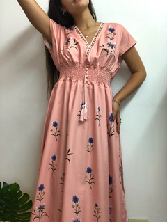 Vestido rosa floreado en internet