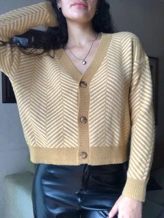 Cardigan estampado mostaza
