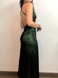 Vestido verde con tul negro en internet