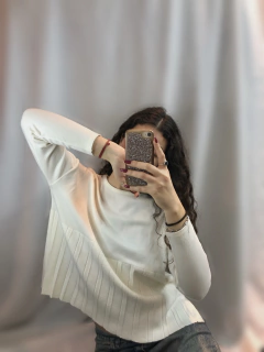 Sweater blanco tableado - comprar online