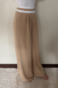Calça Nude Pantalona Nova - comprar online