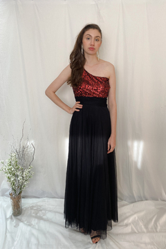 Vestido Preto Com Paetês na internet