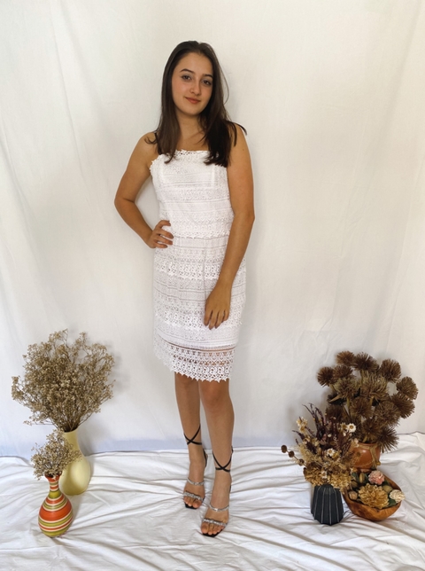 Vestido Curto Rendado
