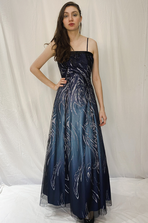 Vestido De Tule Com Brilho