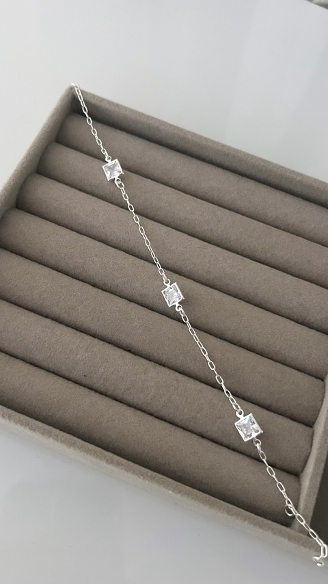 PULSEIRA TRÊS ZIRCÔNIA QUADRADA - comprar online