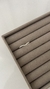 ANEL V COM DETALHES