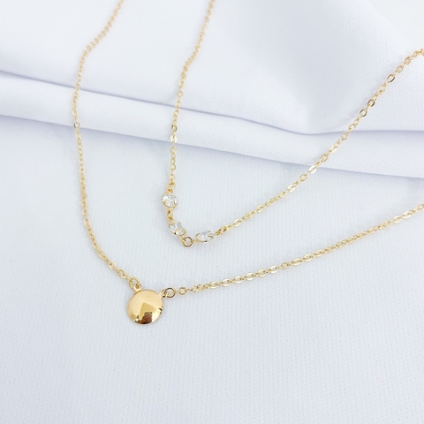 COLAR DUPLO COM REDONDO LISO E TRIO ZIRCONIAS