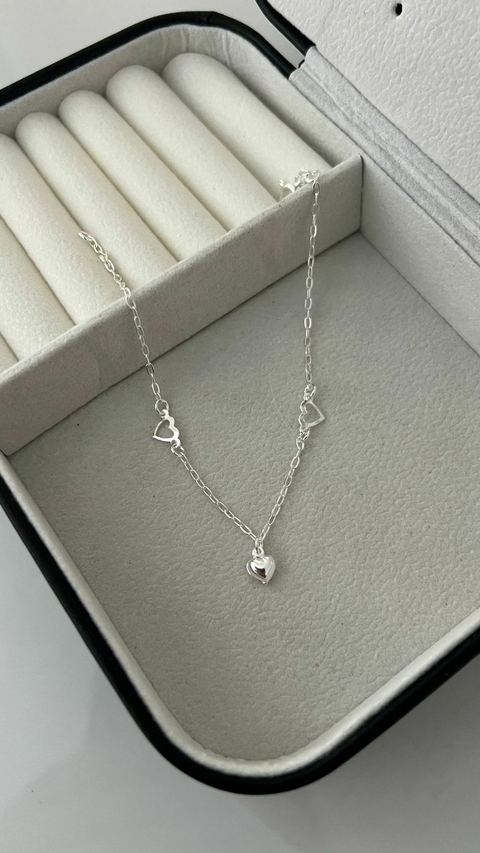 PULSEIRA CORAÇÃO VAZADO E CORAÇÃO CHEIO
