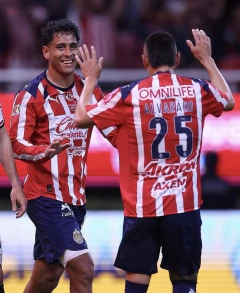 Chivas 25/26 - Alvarado #25 - Versión jugador - tienda en línea
