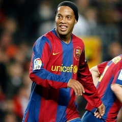 Barcelona 07/08 - Ronaldinho #10 - El último 10 podcast