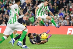 Betis 23/24 - A. Guardado #18
