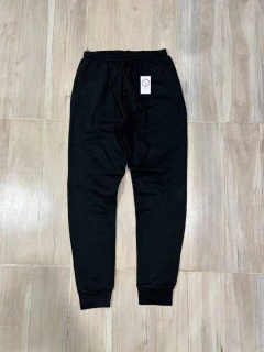 PANTALÓN JOGGING BÁSICO CON PUÑO - comprar online