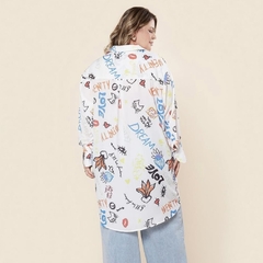 CAMISA MULLER OVERSIZE ESTAMPADA - comprar online