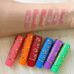 Batom Bastão MAGICO (DA VOVÓ) na internet