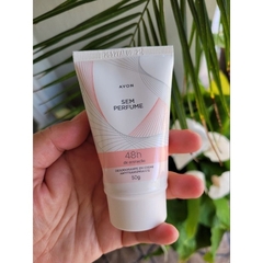 DESODORANTE CREME BISNAGA SEM PERFUME AVON 50g na internet