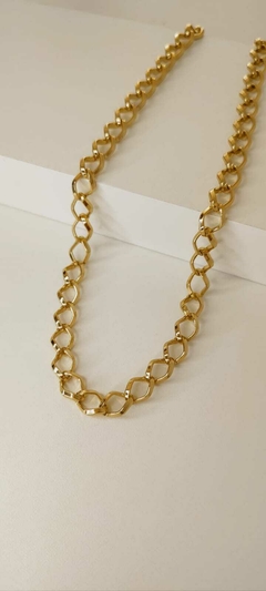 Corrente CR1098 Banhada a Ouro. na internet