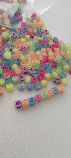 Miçangas em Letras